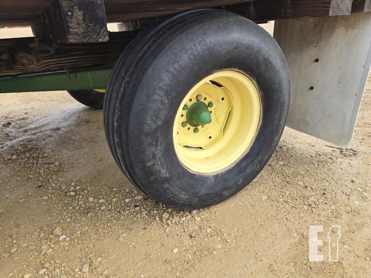 john-deere-1065a-image-5