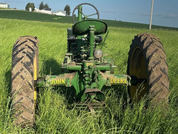 john-deere-model-b-image-4