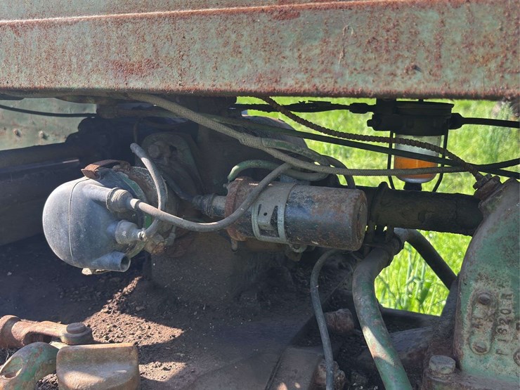 john-deere-70-image-18