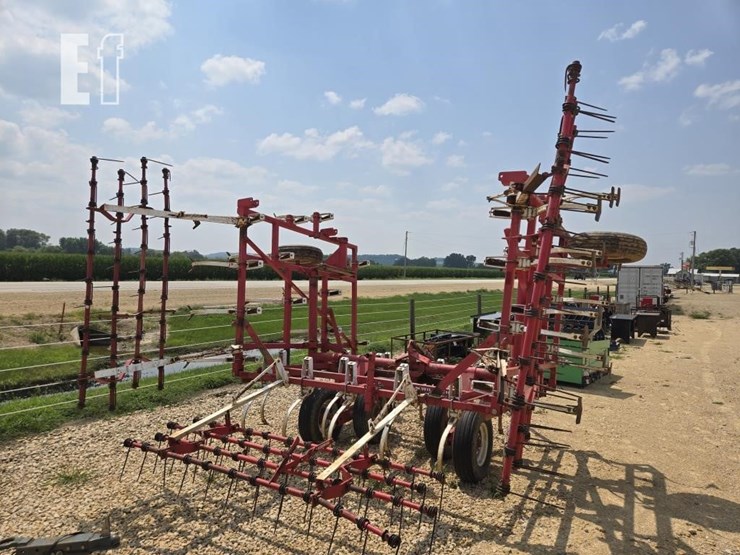 wil-rich-field-cultivator-3837-image-7