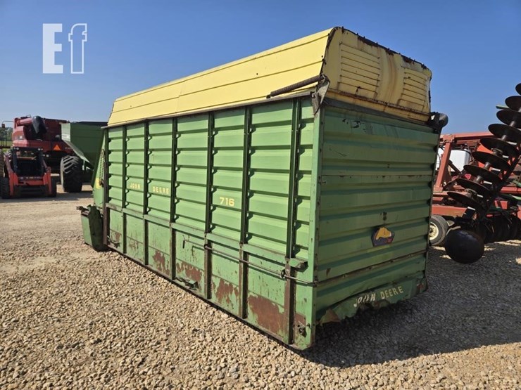 john-deere-716-image-5