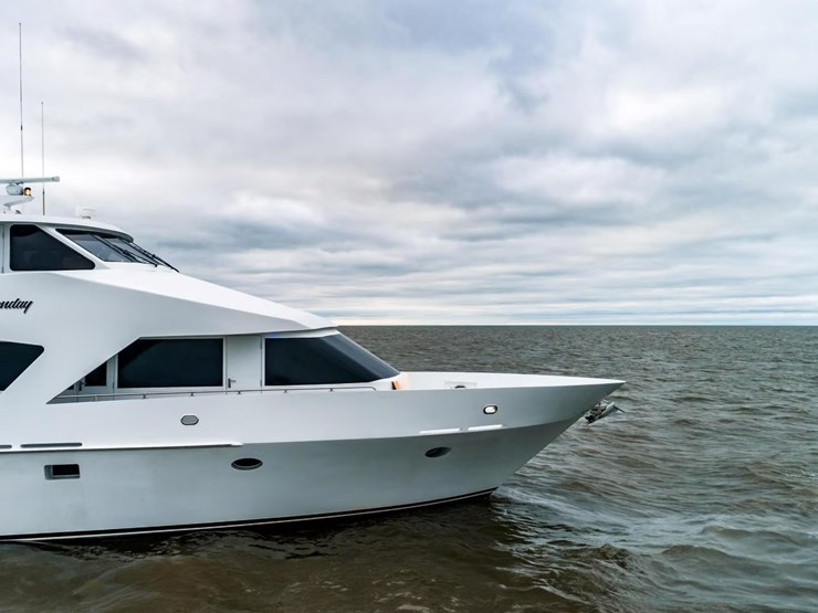 #18-•-2003-breaux-brothers-85'-yacht-|-"come-monday"-image-21