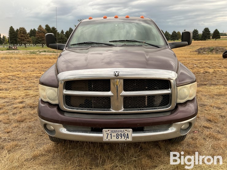 2004-dodge-ram-3500-image-2