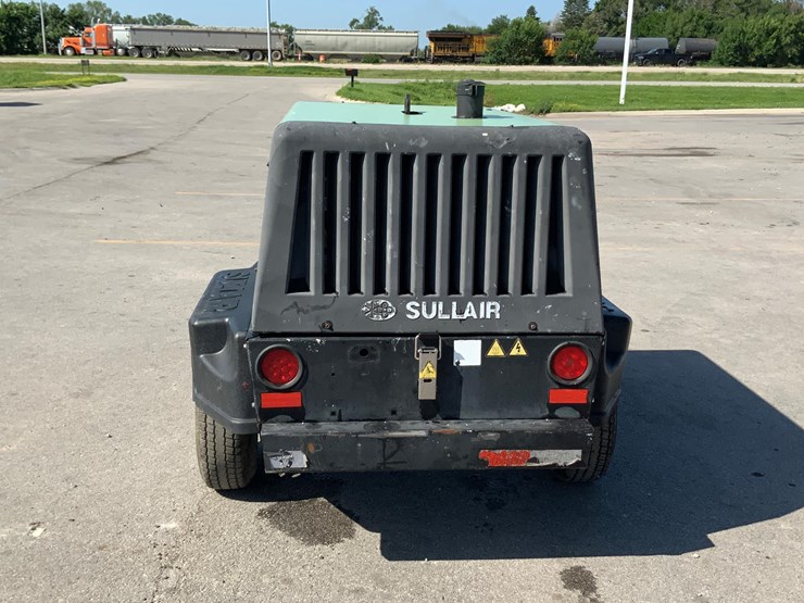 sullair-185f-portable-air-compressor-image-6
