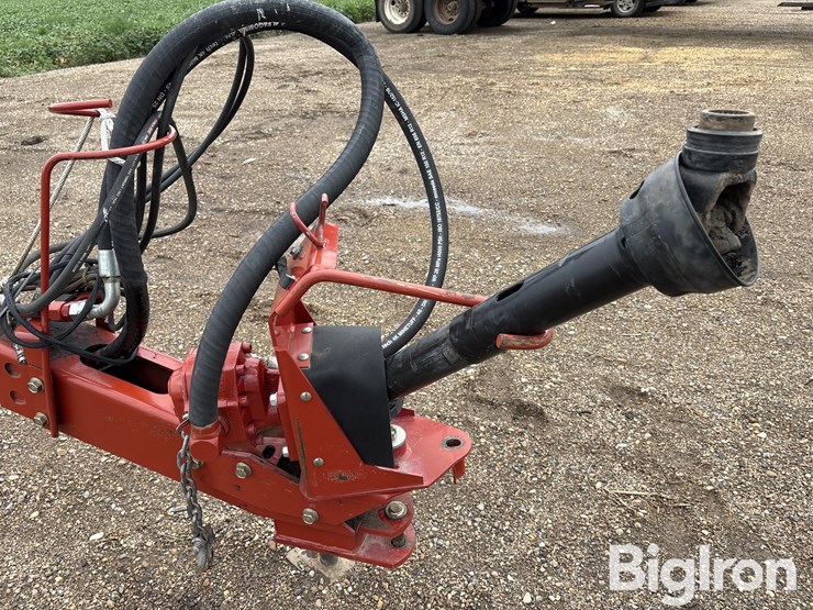 2014-new-holland-h7150-image-11