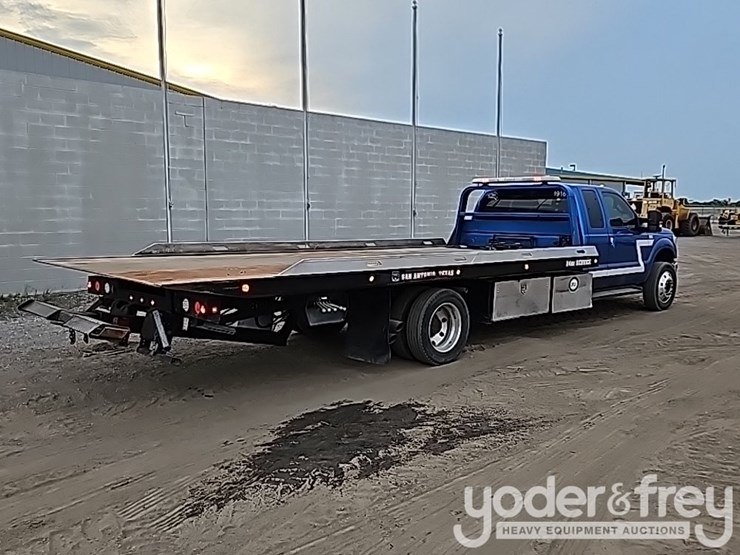 2014-ford-f550-xl-image-5