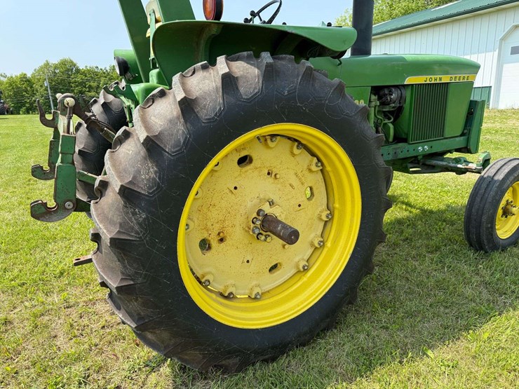 1972-john-deere-3020-image-14