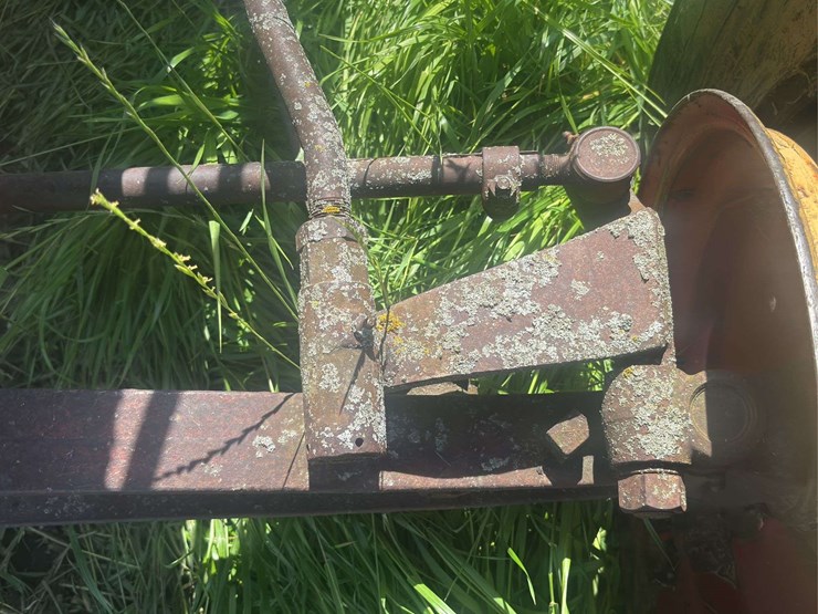 massey-ferguson-95-image-22