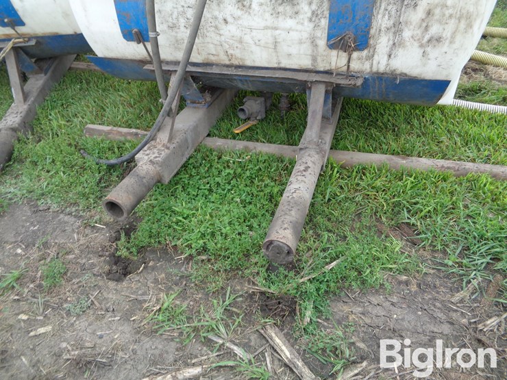 300-gallon-saddle-tanks-w/mounting-brackets-image-19