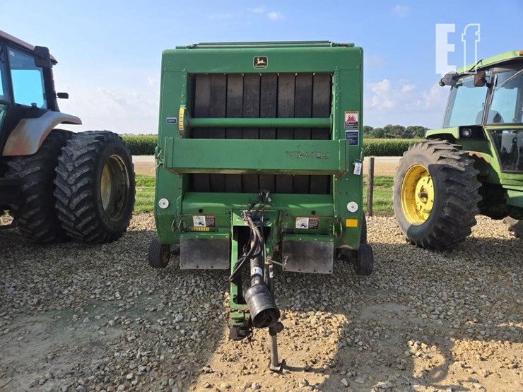 1989-john-deere-566-image-2