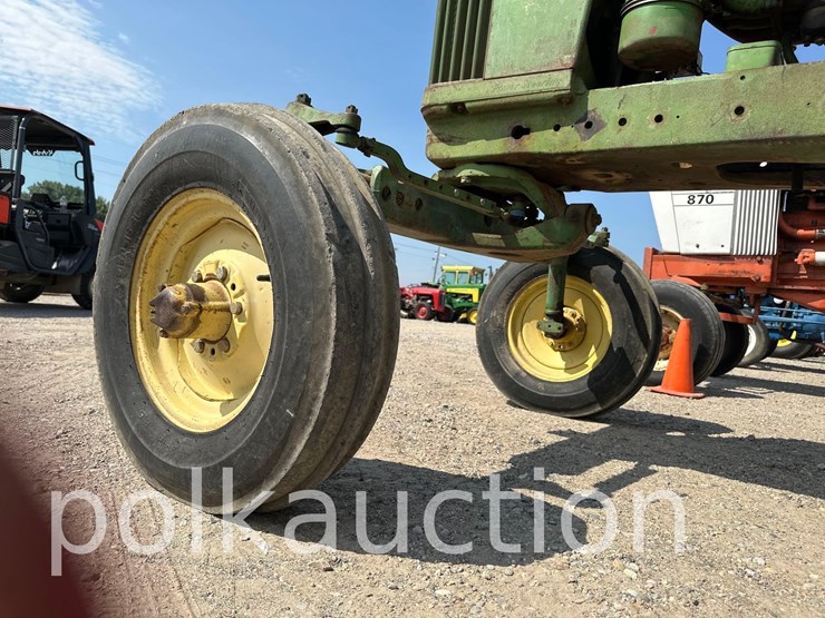 john-deere-630-image-15