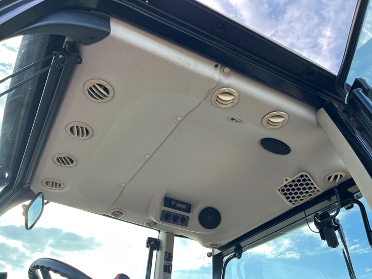 2019-massey-ferguson-6713-image-13
