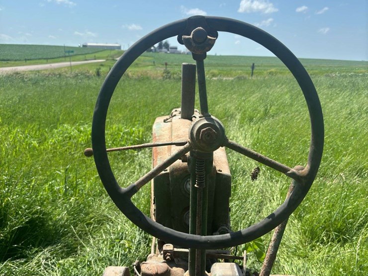 john-deere-h-image-31
