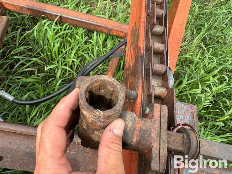 8-bale-stack-mover-image-13