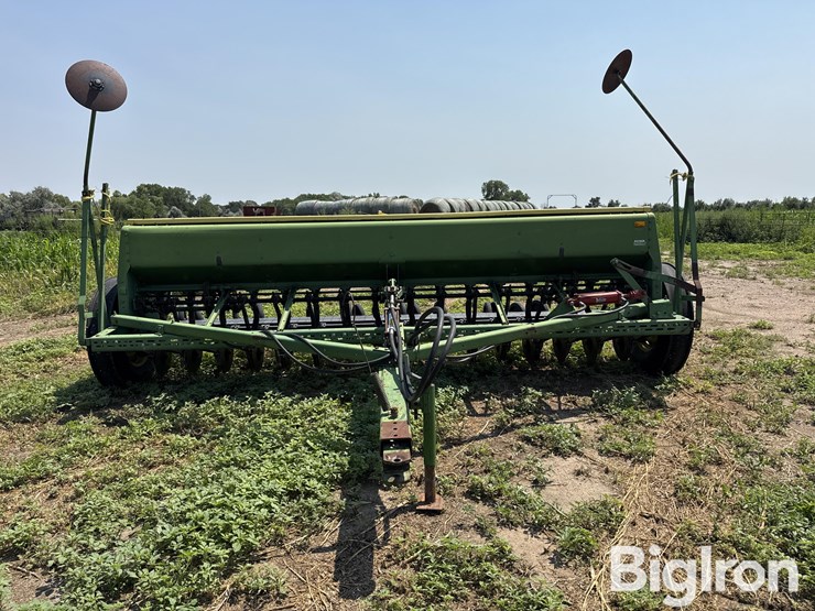 john-deere-8300-image-2