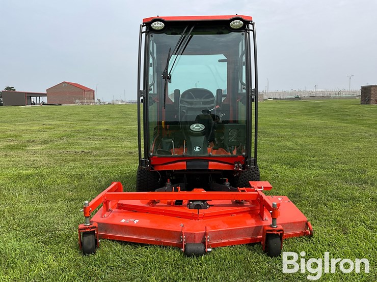 2019-kubota-f3990-image-2
