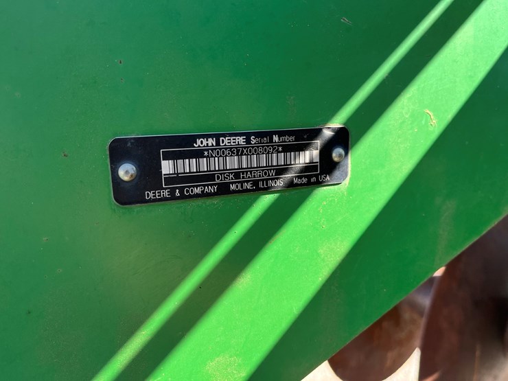 2005-john-deere-637-image-15