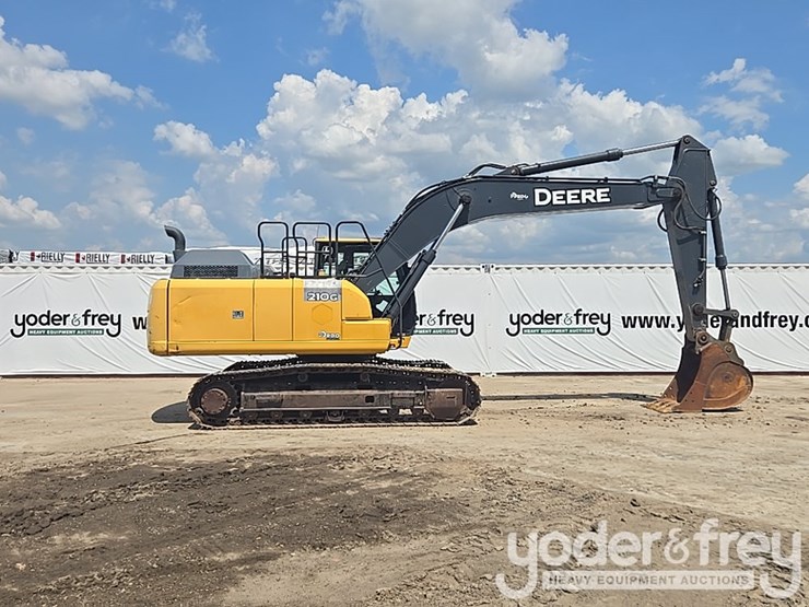 2017-deere-210g-lc-image-6