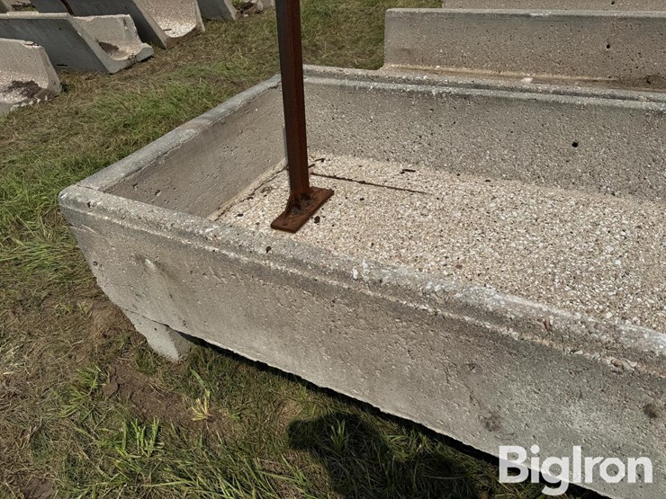 concrete-h-bunks-image-12