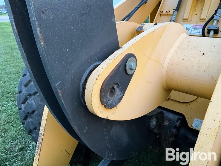 2010-new-holland-w130b-image-16