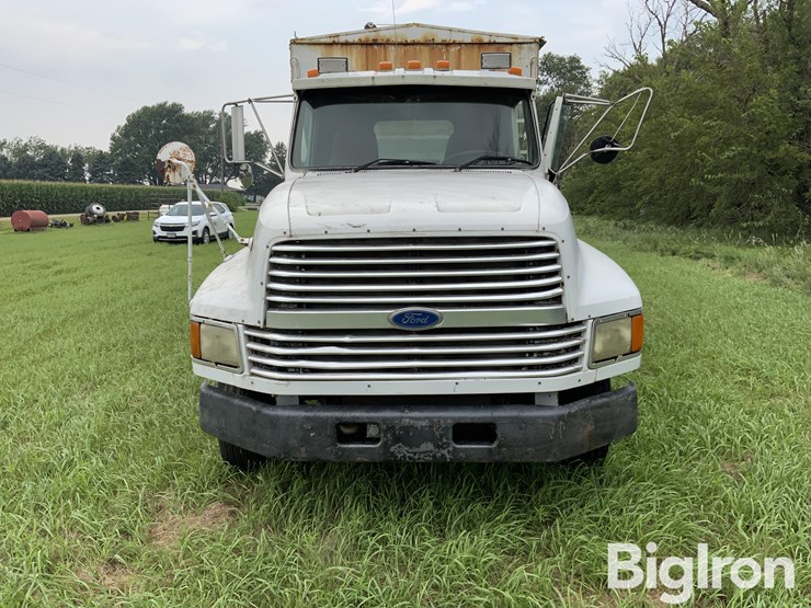 1994-ford-ltla9000-image-2