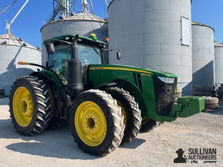 2017-john-deere-8370r-image-3