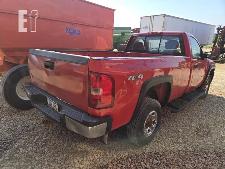 2008-chevrolet-silverado-2500hd-image-8