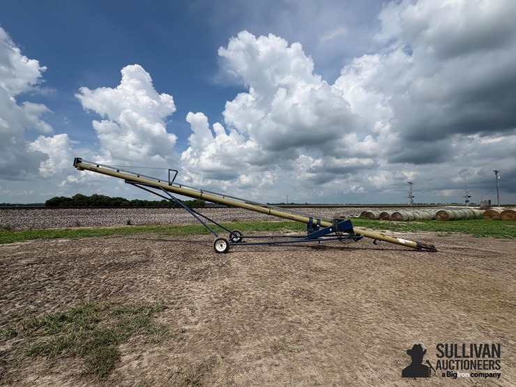 harvest-international-t1052-image-4