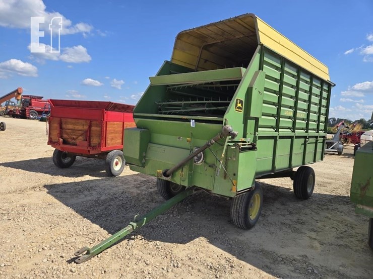 john-deere-714a-image-1
