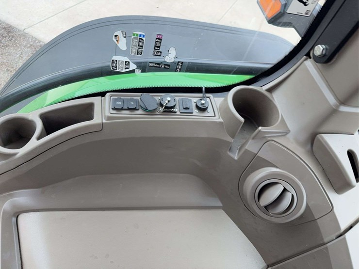 2021-john-deere-7r-350-image-43