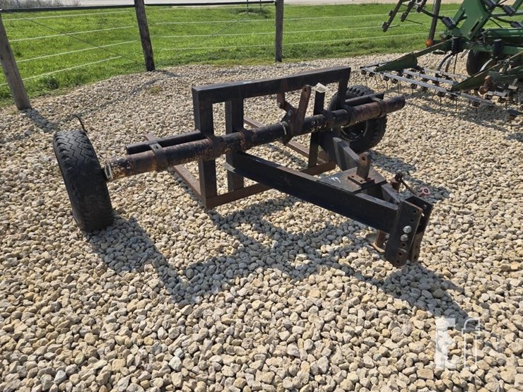 pull-type-bale-carrier-image-1