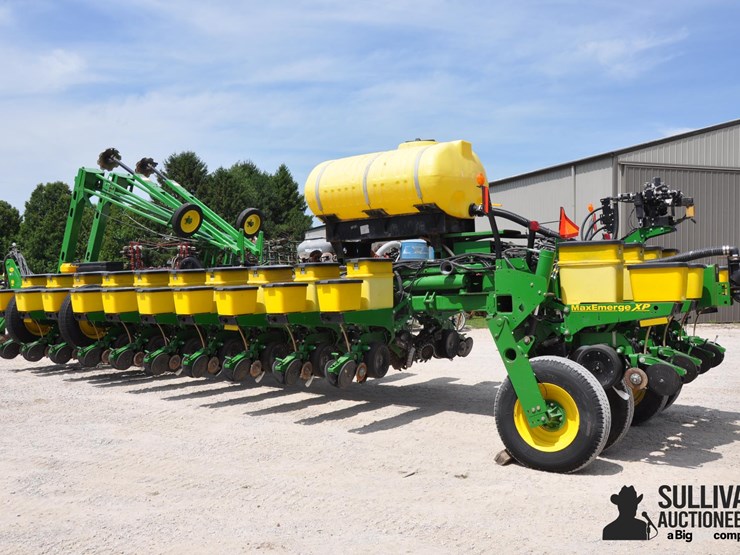 2010-john-deere-1770nt-image-7