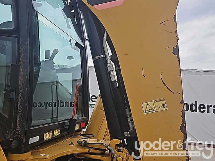 2011-caterpillar-420e-image-35