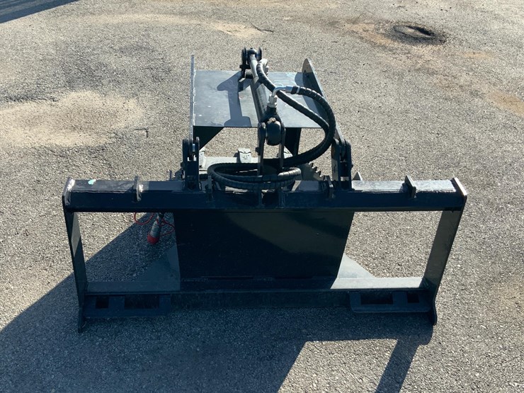 2025-giyi-gy-sgb20-skid-steer-stump-grab-bucket-image-6