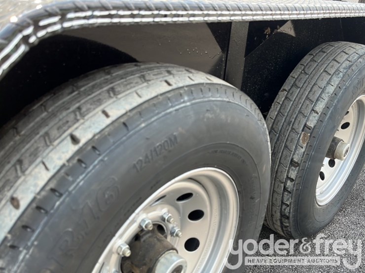 unused-double-a-trailers-83-x-20-14,000#-gvwr,-hdch,2-7000#-axles,-2'-dovetail,-all-led-lights,-st235/80r16-10-ply-on-8-hole-silver-mod-image-16
