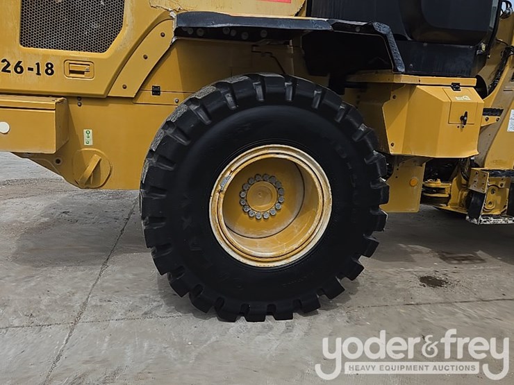 2018-caterpillar-926m-image-11