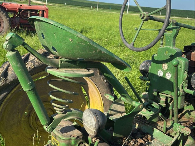 john-deere-model-b-image-35