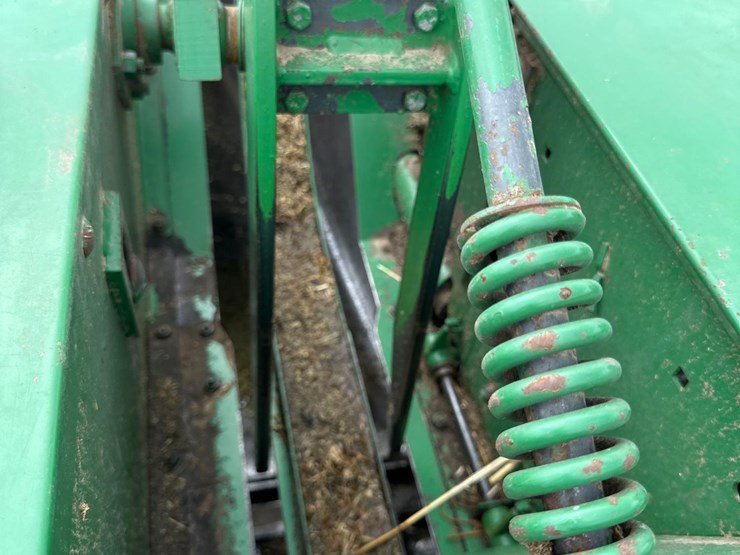john-deere-328-image-8