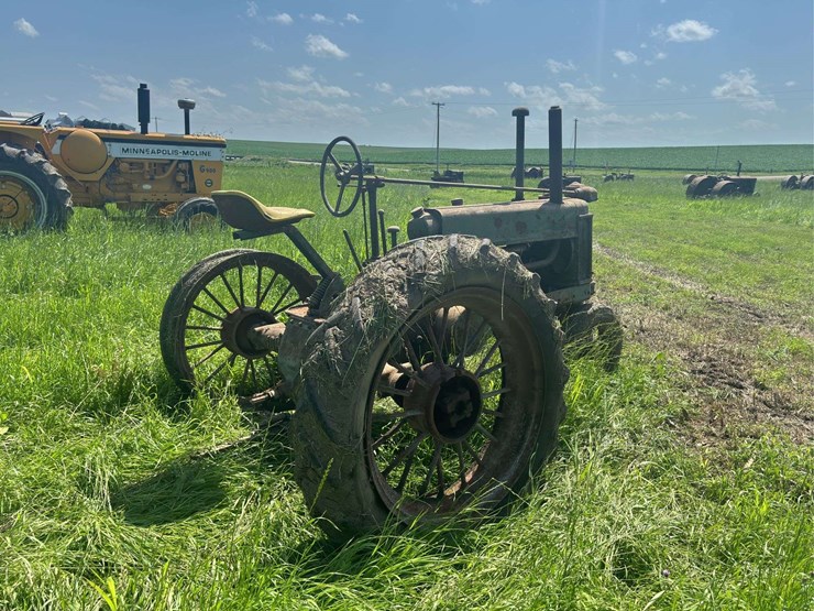 john-deere-model-b-image-5
