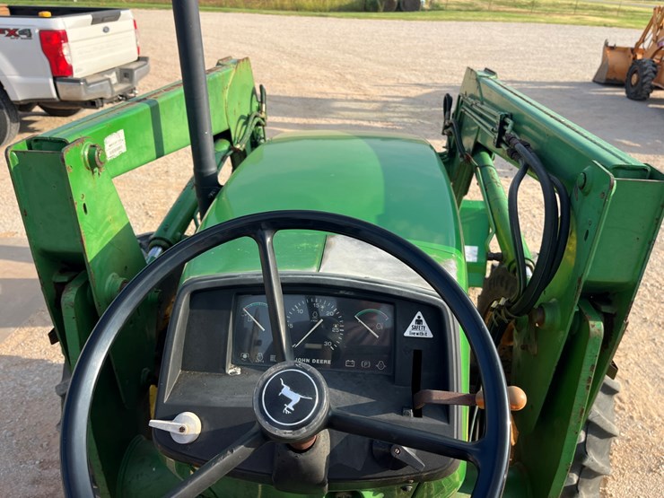 2001-john-deere-5210-image-17