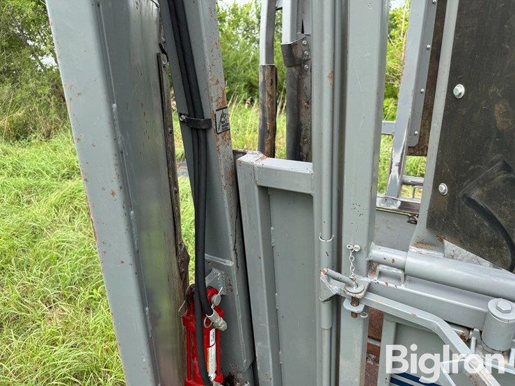 silencer-cattle-chute-image-12