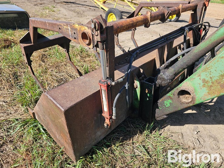 john-deere-4440-image-9