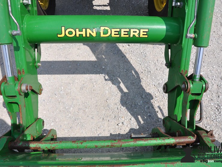2015-john-deere-6130d-image-13