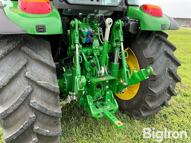 2023-john-deere-5095m-image-10