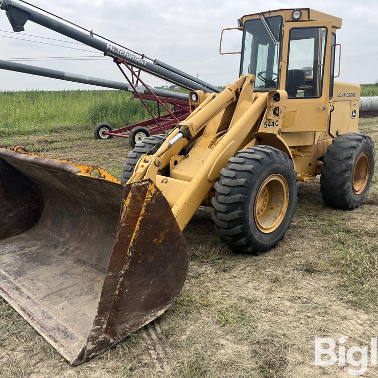 1985 DEERE 644C