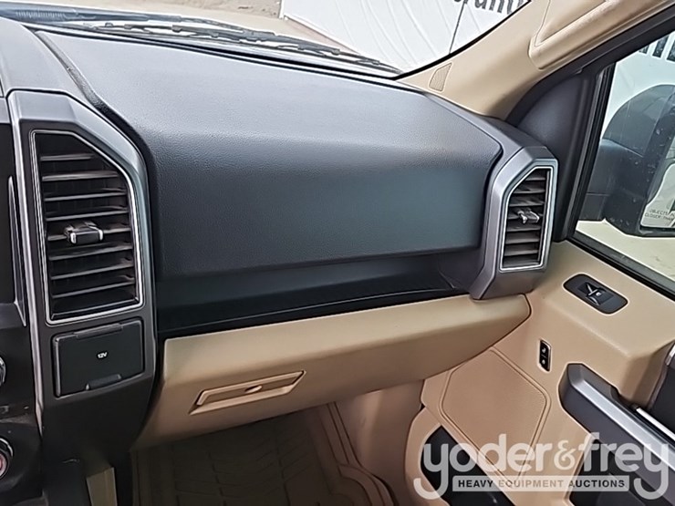 2018-ford-f150-xlt-image-49