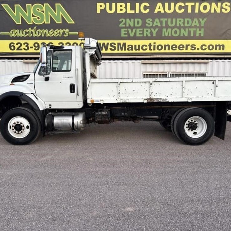 2014 INTERNATIONAL 7400