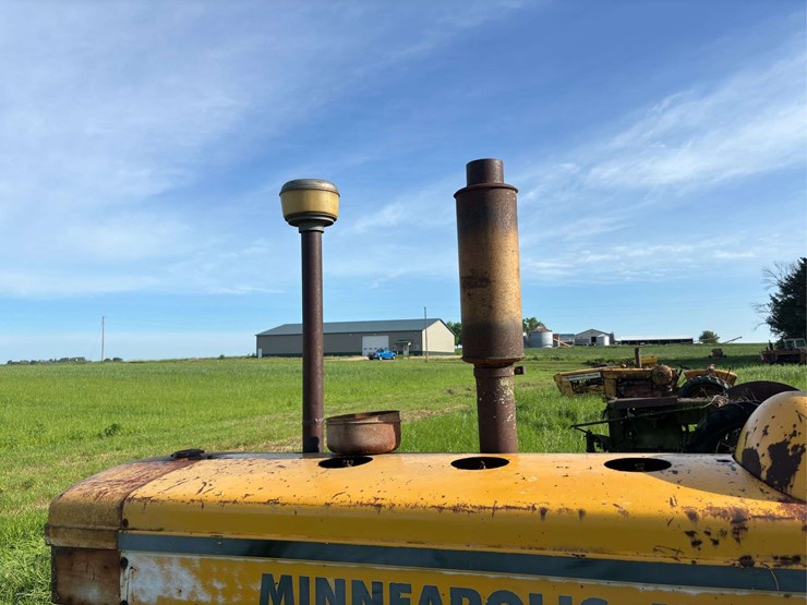 minneapolis-moline-g707-image-73