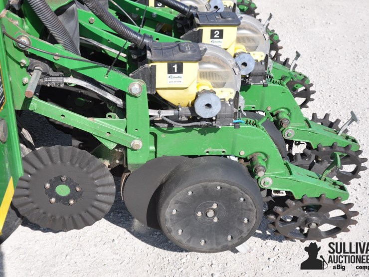 2010-john-deere-db60-image-20