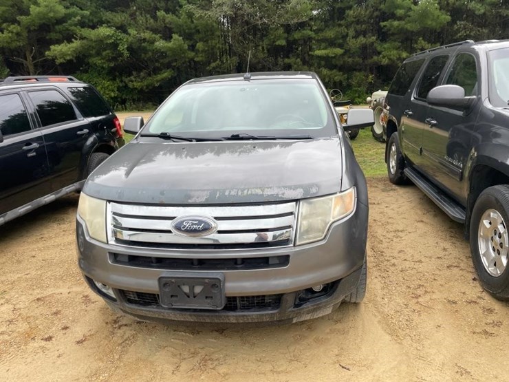 2010-ford-edge-image-2